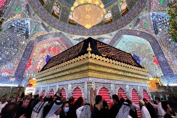 Pilgrims at holy shrine of Imam Ali (AS) in Najaf, Iraq