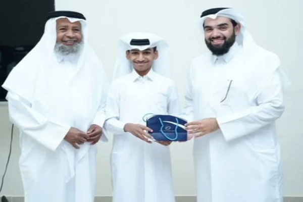 Those taking the first summer course program for students of Al Noor Arabic And Quran Learning Center in Doha, Qatar, honored at the conclusion of the coruse.