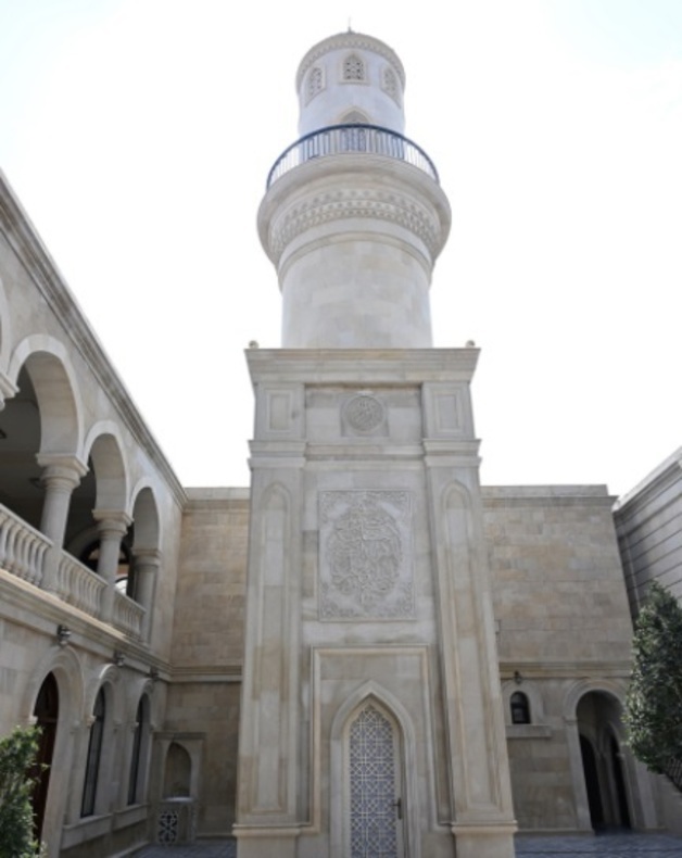 Historic Mosque in Baku Reopens to Worshippers
