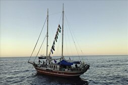 Israeli Interception Attempt Fails As Gaza Aid Flotilla Nears Enclave