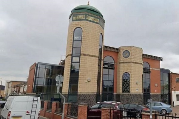 Peterborough Mosque Incident: Man Arrested on Suspicion of Racially Aggravated Offence Peterborough Mosque Incident: Man Arrested on Suspicion of Racially Aggravated Offence