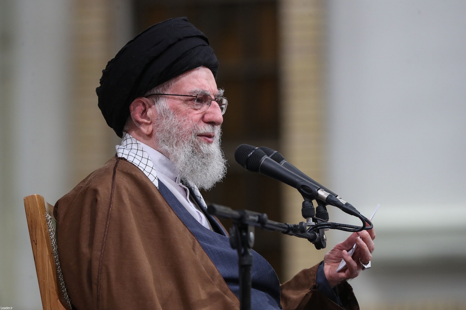 Leader: US Must End Support for Israel, Leave Region Before Any Relation with Iran