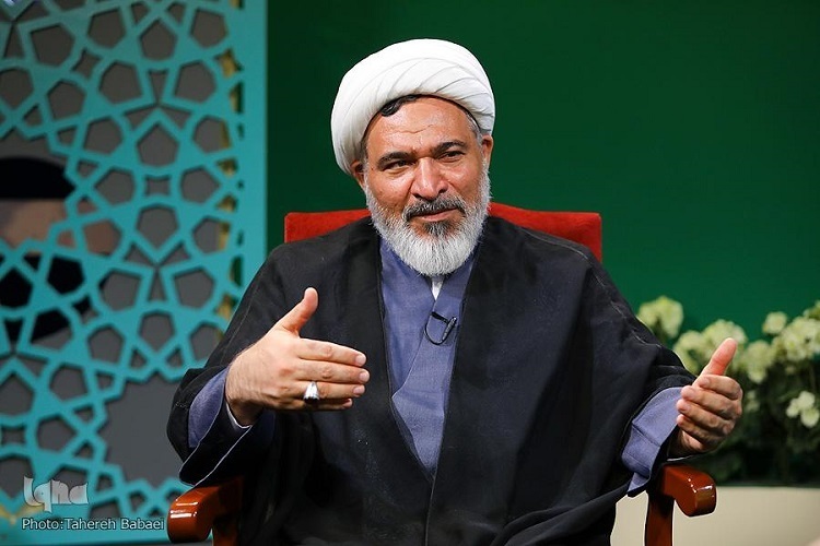 Tadabbur Begins Only After Understanding the Text: Quran Interpreter