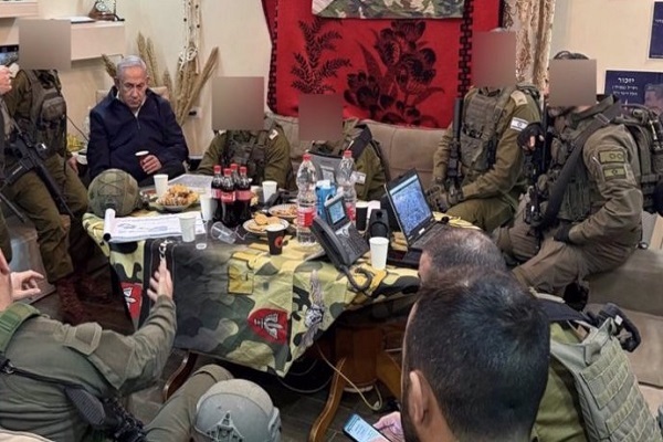Israeli prime minister Benjamin Netanyahu, accompanied by the regime’s soldiers, is seen inside a Palestinian home at the Tulkarm refugee camp, the occupied West Bank, on February 21, 2025.