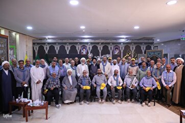 Academic Pilgrims Meet with Iran’s Hajj Chief in Mecca