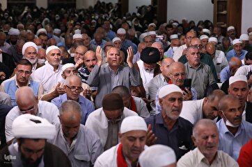 Iranian Pilgrims Attend Ceremony of Kumayl Supplication Recitation in Mecca