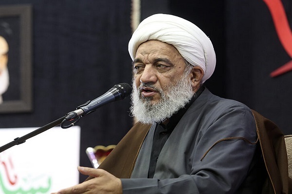 Islamic Seminary scholar Hojat-ol-Islam Morteza Aghatehrani