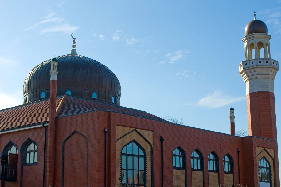 Al-Azhar Slams ‘Provocative’ Mosque Hate Crime in Oxford