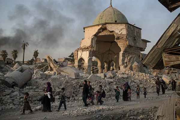Iconic Mosque Officially Reopens in Iraq’s Mosul