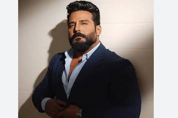 Iraqi singer Jalal al-Zein is accused of desecration of Islam’s Holy Book