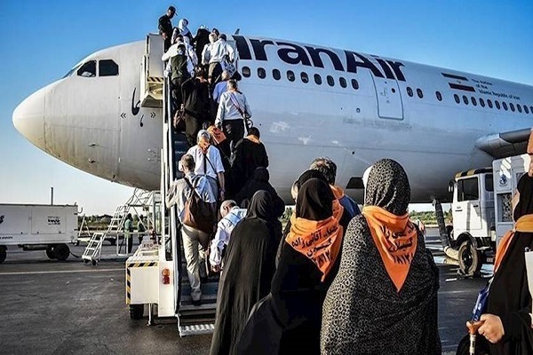 Iranian Umrah pilgrims leaving for Saudi Arabia