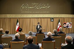 Ayatollah Khamenei Calls on Muslim States to Cut Off Ties with Israel