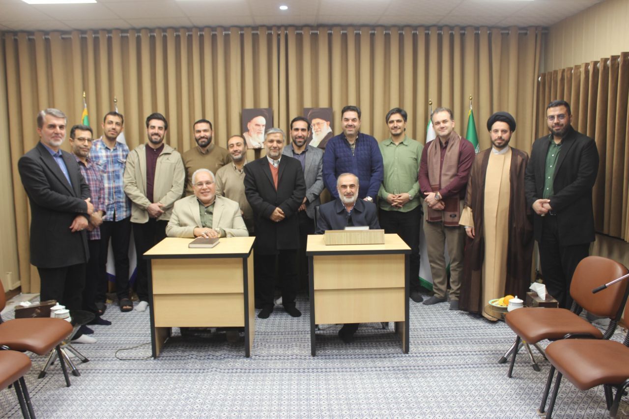Prominent Qaris Attend Quran Recitation Session in Tehran