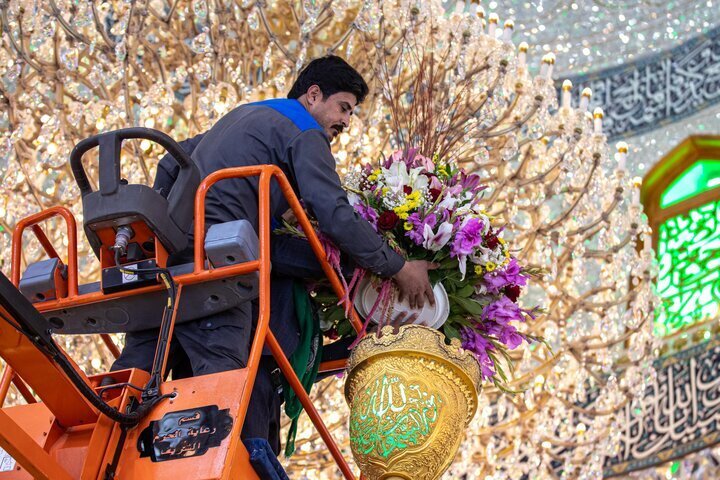 Karbala Shrine Decorated with Flowers Ahead of Shaaban Festivities  