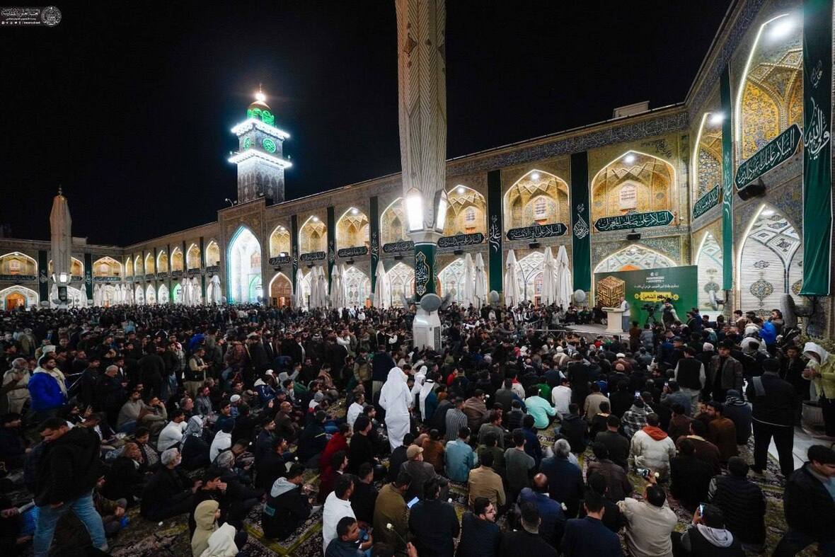 Birthday of Commander of the Faithful Celebrated at Najaf Shrine