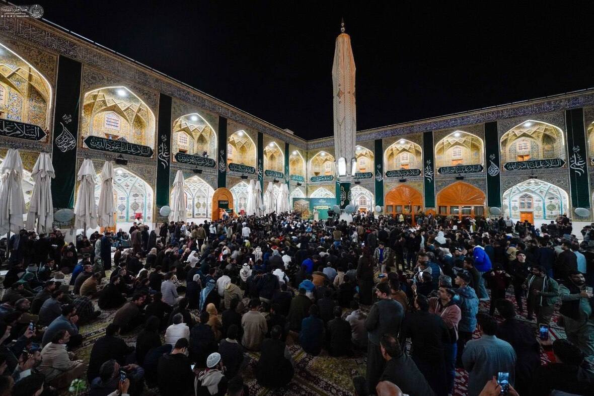 Birthday of Commander of the Faithful Celebrated at Najaf Shrine