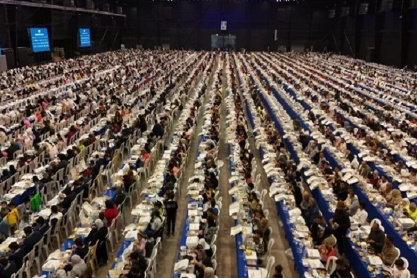 World’s Largest Iftar Dinner Event Held in Beirut