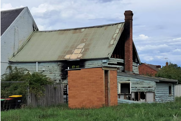 Police investigating Suspicious Fire at Proposed Mosque Site in Australia