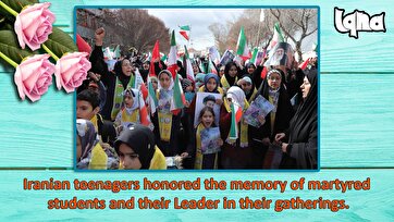 Iranians Honor Memory of Martyrs