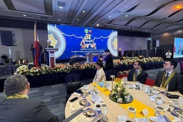 Egyptian Awqaf Minister in Philippines during Quran Memorization Contest  