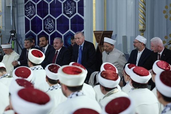 333 Quran Memorizers Honored in Istanbul