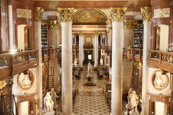 Vienna Library Bridges Faiths with Its Quran Collection