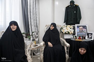 Female Quran Activists Meet Martyr’s Family