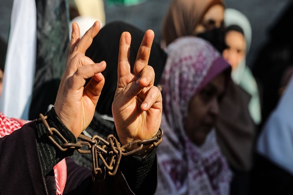 A female Palestinian prisoner