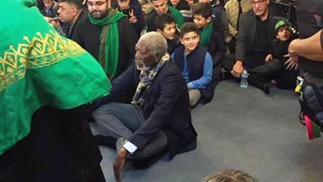 Morgan Freeman participó en las ceremonias de luto para el Imam Hussein (P) Morgan Freeman participó en las ceremonias de luto para el Imam Hussein (P)