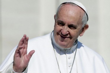 Papa Francisco lamenta muerte de inocentes en Mosul