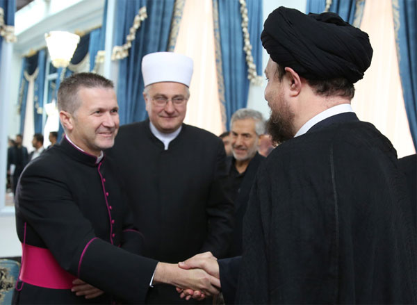Visita del mufti de Croacia al mausoleo del Imam Jomeini