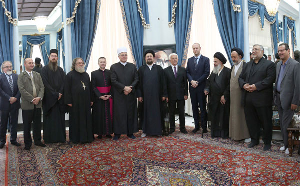 Visita del mufti de Croacia al mausoleo del Imam Jomeini