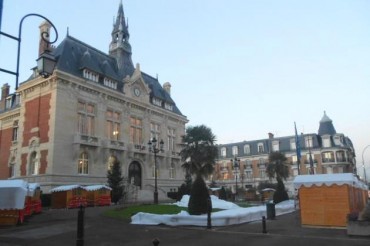 Francia: Musulmana expulsada de una fiesta navideña