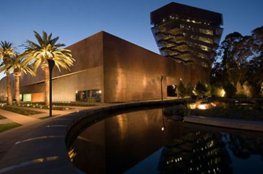 Exposición de velos islámicos en San Francisco