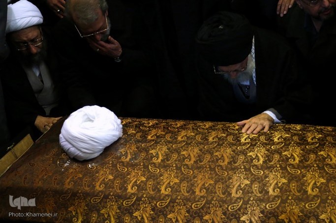 El Ayatolá Hashemi Rafsanyani es sepultado en el mausoleo del Imam Jomeini