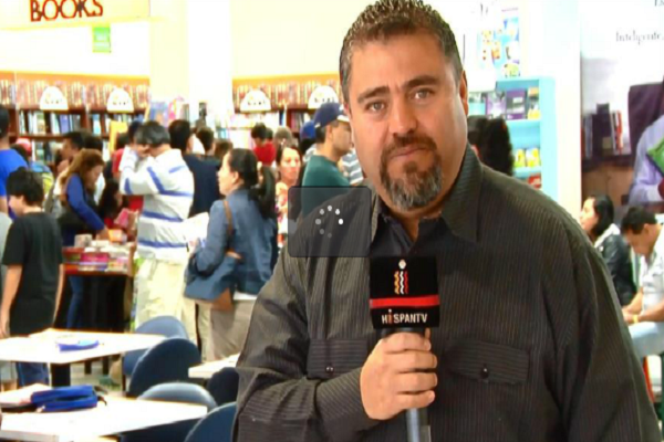Ecuador e Irán fortalecen lazos en la Feria del Libro en Quito