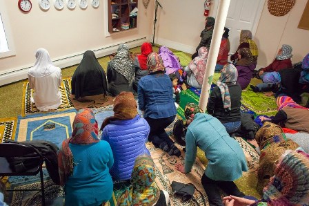 Encuentro interreligioso en apoyo al uso del hiyab