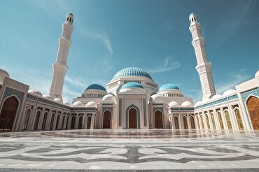 Kazajistán: inaugura la mezquita más grande de Asia Central + FOTO Kazajistán: inaugura la mezquita más grande de Asia Central + FOTO