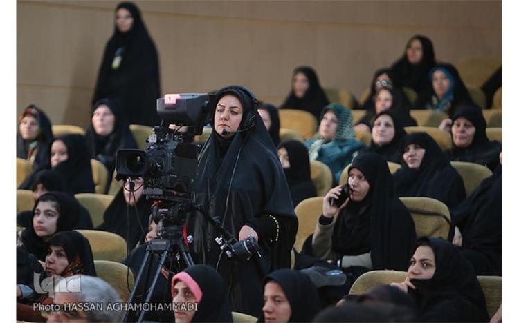 از تأخیر در صدور کارنامه تا تلاش‌های مجری برای هیجان‌بخشی به اختتامیه