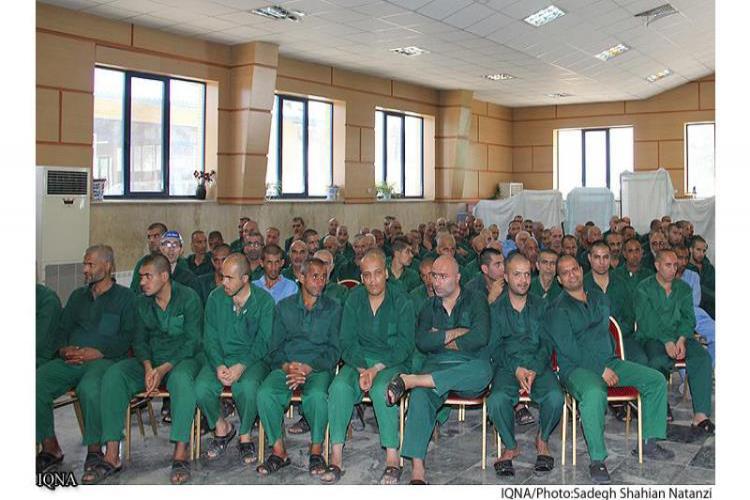 تور عیادت از مددجویان سرای احسان برگزار می‌شود