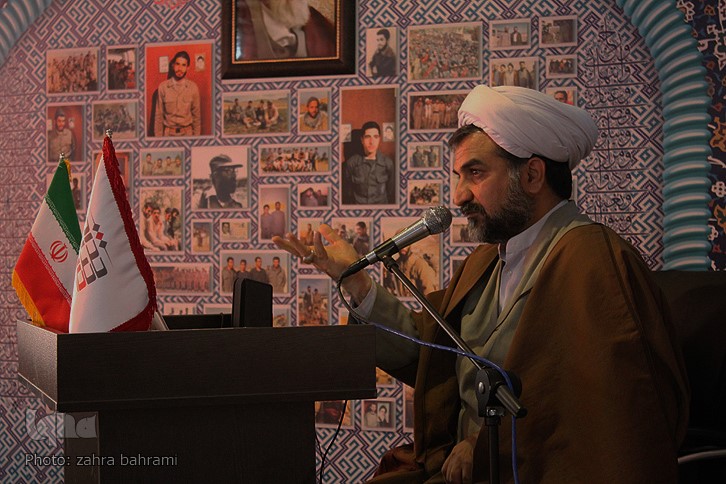 گزارش تصویری آزمون اعطای مدرک داوری به حافظان قرآن در اراک