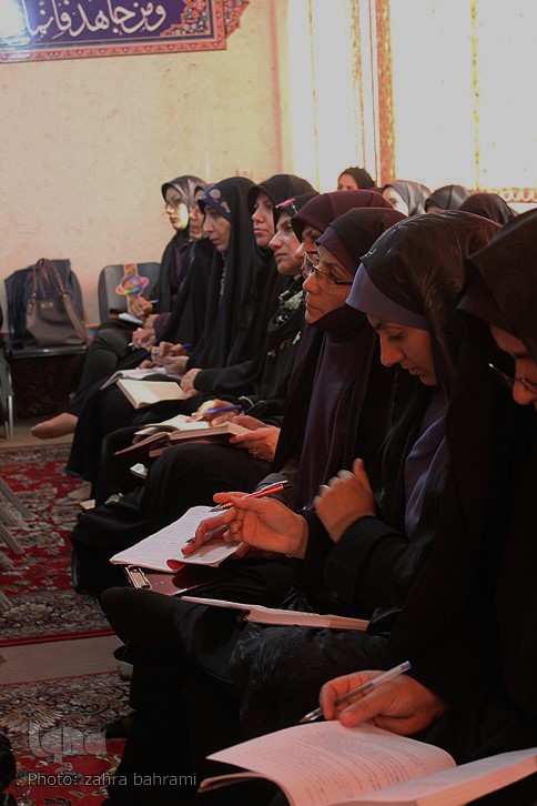 گزارش تصویری آزمون اعطای مدرک داوری به حافظان قرآن در اراک