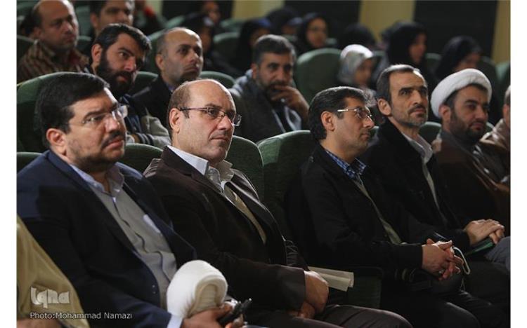 رقابت کارکنان و خانواده‌های سازمان فرهنگی شهرداری در مسابقات قرآن «تسنیم»