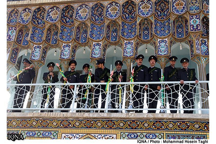 طنین موسیقی ملکوتی بر بام آستان دوست/ دل‌هایی که با این نوا جلا می‌گیرند