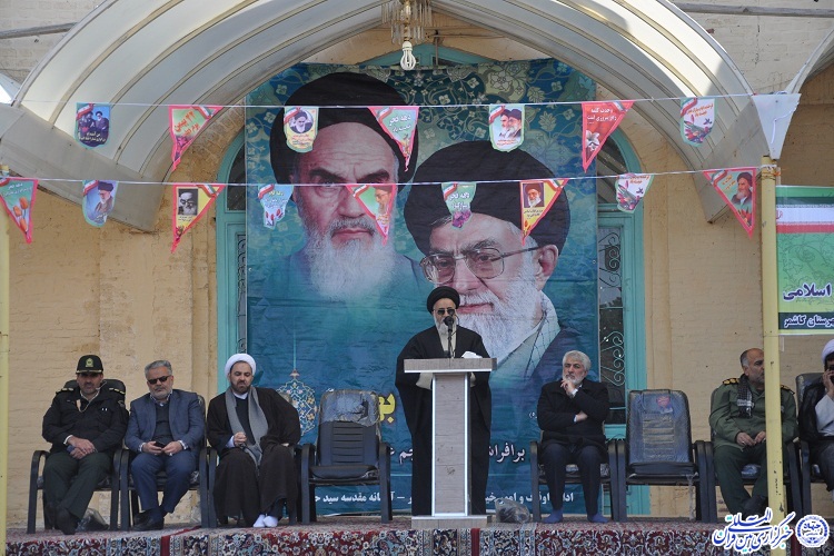 امام خمینی(ره) جسارت گفتن مرگ برآمریکا را به ملت ایران داد