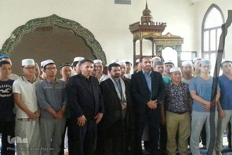 خطی خوش و صدایی زیبا یادگاری حمیدرضا عباسی به جامعه قاریان کشور/ مرور کارنامه هنری و زندگی قرآنی در قاب تصویر خطی خوش و صدایی زیبا یادگاری حمیدرضا عباسی به جامعه قاریان کشور/ مرور کارنامه هنری و زندگی قرآنی در قاب تصویر