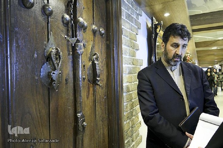 ترویج فرهنگ و رعایت اخلاق و ادب در پل گالری سه راهه راهنمایی / موزه ای متفاوت در قلب مشهدالرضا(ع) / عصری با رفع خستگی در پل گالری سه راه راهنمایی/ پلی متفاوت برای عبور و مرور/ ترویج فرهنگ و رعایت اخلاق و ادب در پل گالری سه راهه راهنمایی / موزه ای متفاوت در قلب مشهدالرضا(ع) / عصری با رفع خستگی در پل گالری سه راه راهنمایی/ پلی متفاوت برای عبور و مرور/