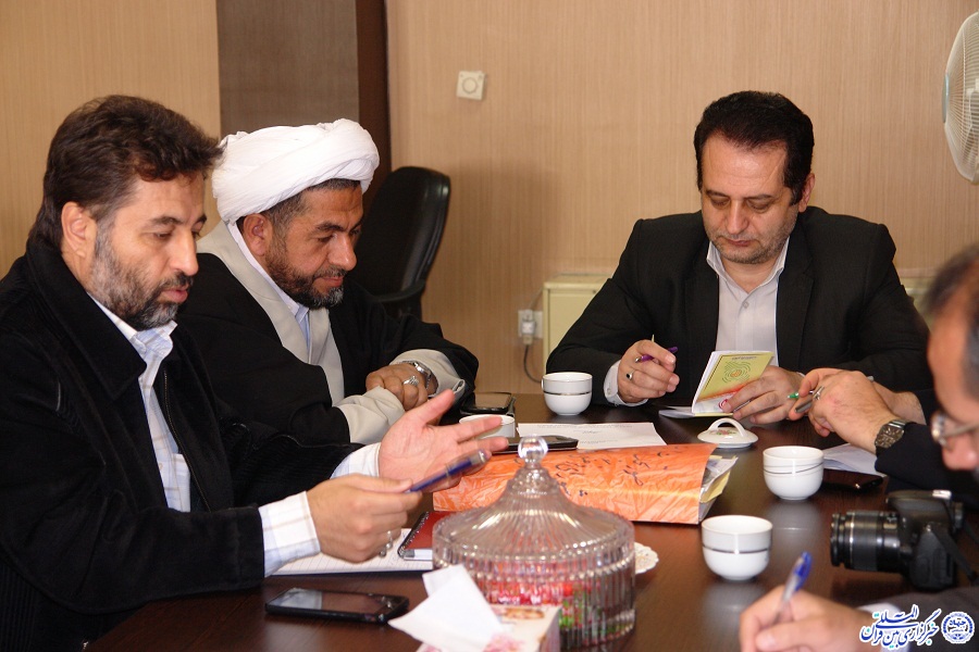 تشكيل اولین جلسه کارگروه رصد و نظارت بر فعالیت‌های قرآني استان چهارمحال و بختياري تشكيل شد.