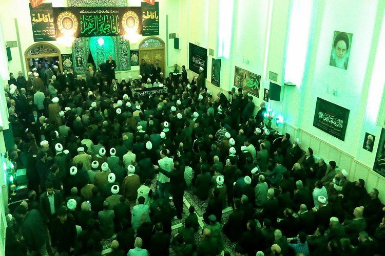 مراسم وداع با آیتالله واعظ طبسی در حسینیه امام رضا(ع) برگزار شد مراسم وداع با آیتالله واعظ طبسی در حسینیه امام رضا(ع) برگزار شد