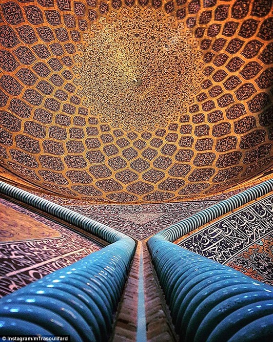 معماری خیره کننده سقف مساجد ایران باستان